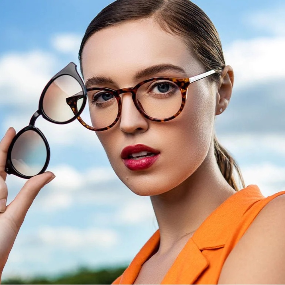 Prive Riveaux The Everyday Shade Instashade Bluelight glasses